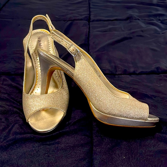 Lightly Used Silver Slingback Heels - Picture 1 of 2